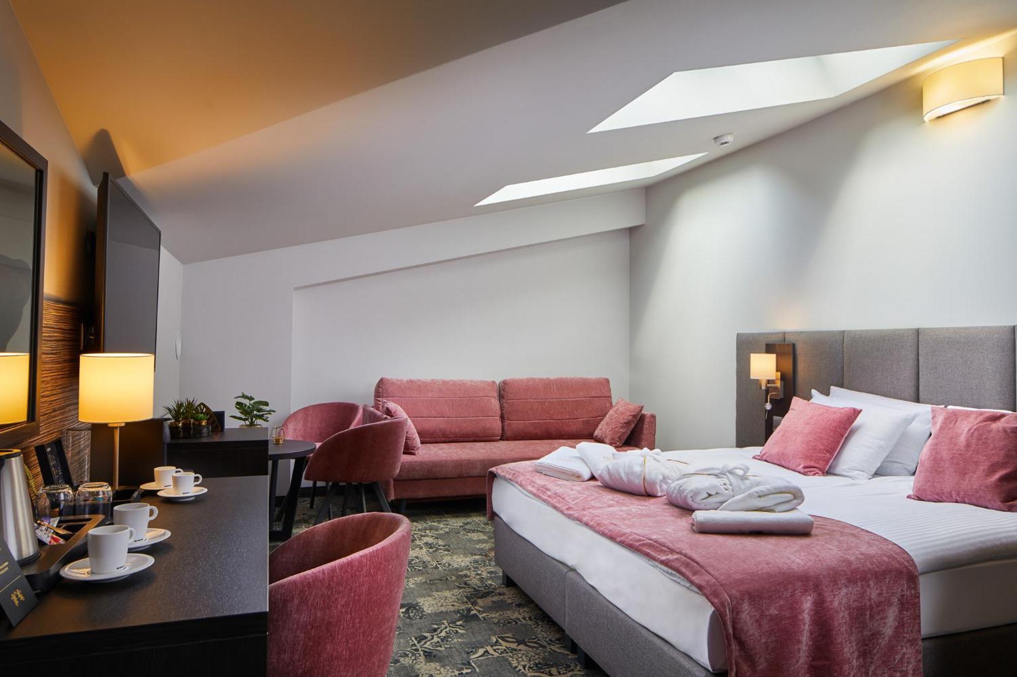 Hotel Estera — Foto 1